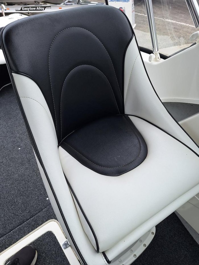 2010 Streaker 5250 Navigator