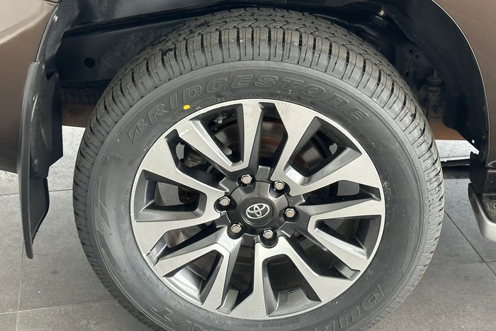 2021 Toyota Landcruiser Prado VX