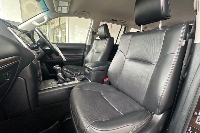 2021 Toyota Landcruiser Prado VX