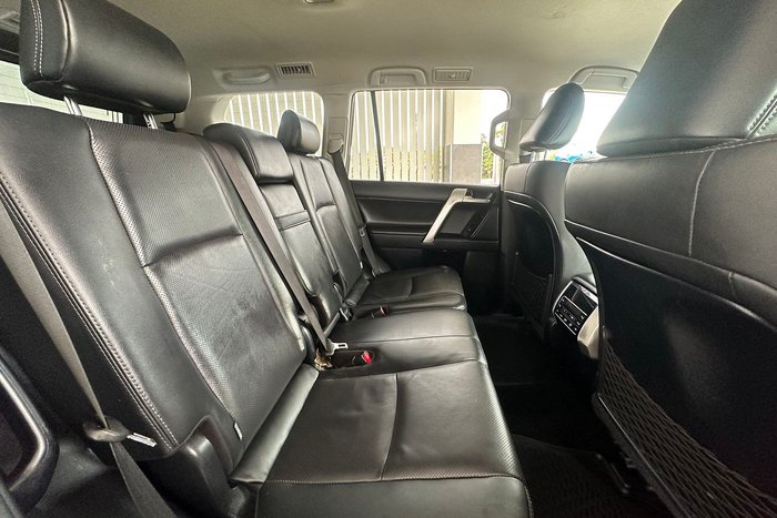 2021 Toyota Landcruiser Prado VX