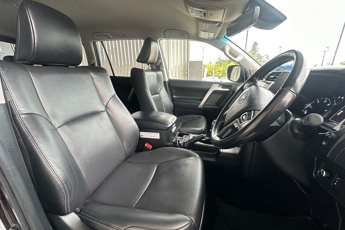 2021 Toyota Landcruiser Prado VX