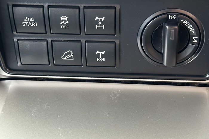 2021 Toyota Landcruiser Prado VX