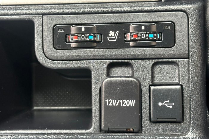 2021 Toyota Landcruiser Prado VX