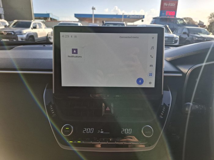 2024 Toyota Corolla Cross GXL