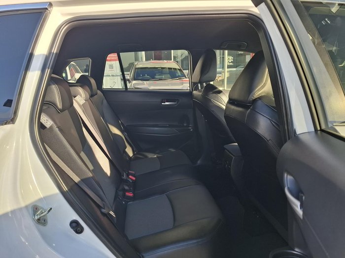 2024 Toyota Corolla Cross GXL