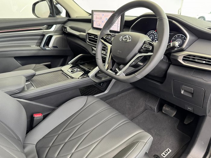 2025 LDV D90 Executive