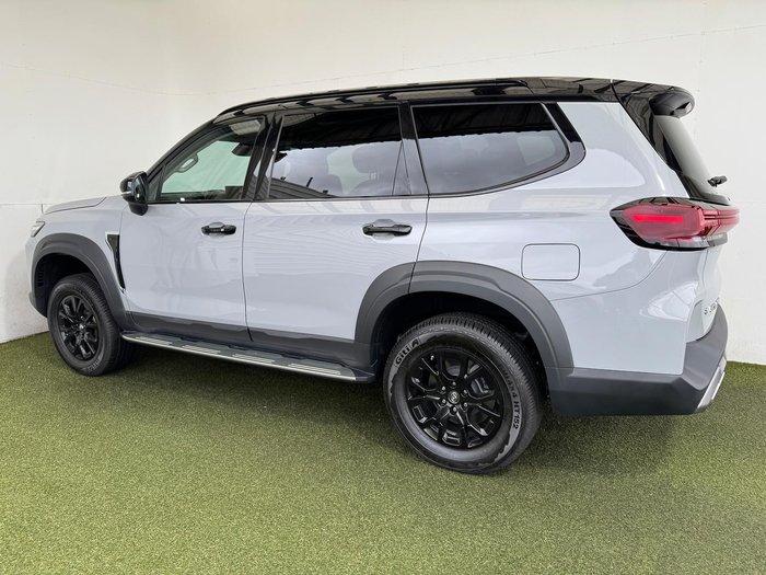 2025 LDV D90 Executive