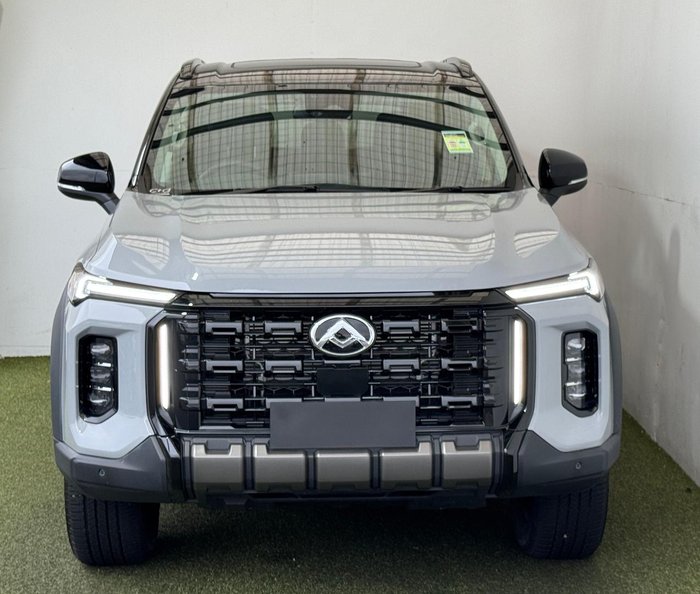 2025 LDV D90 Executive