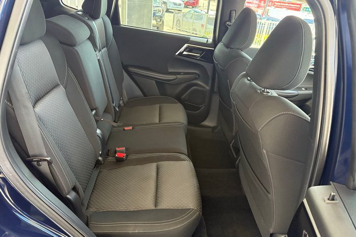 2021 Mitsubishi Outlander LS