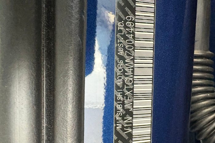 2021 Mitsubishi Outlander LS