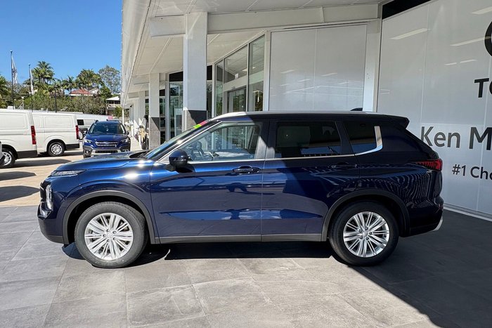 2021 Mitsubishi Outlander LS