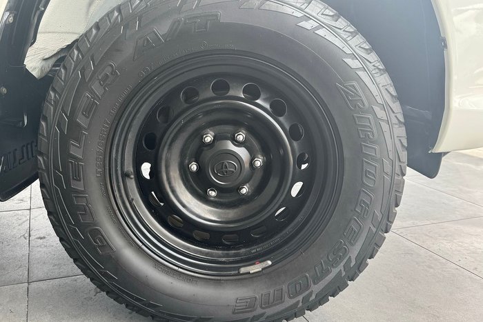 2017 Toyota Hilux SR