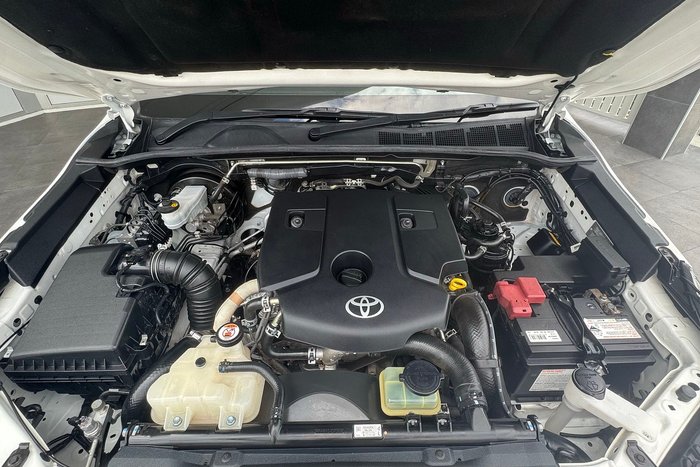 2017 Toyota Hilux SR