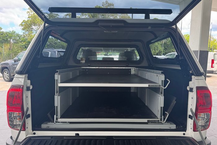 2017 Toyota Hilux SR