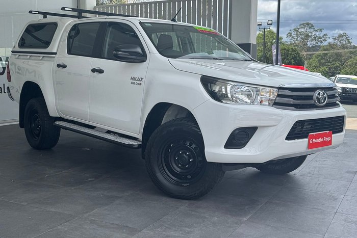 2017 Toyota Hilux SR