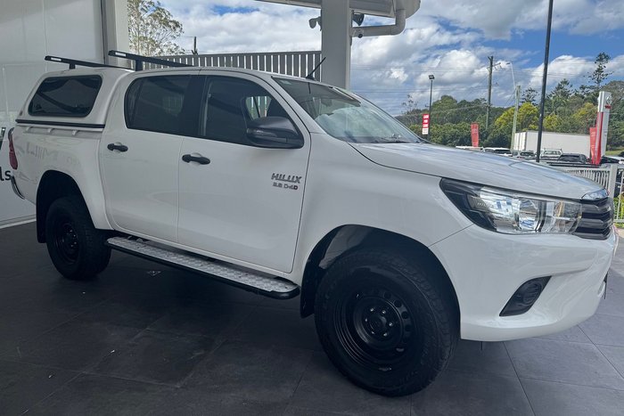 2017 Toyota Hilux SR