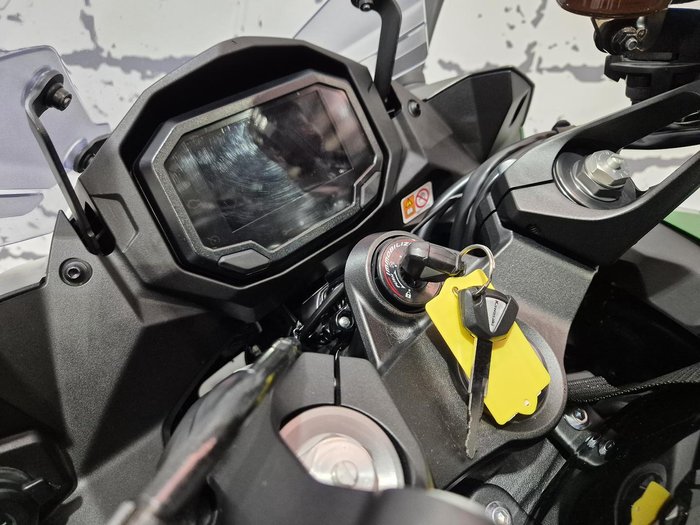 2024 Kawasaki Ninja 1000SX Ninja Black
