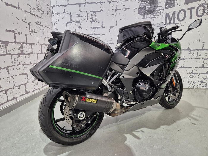 2024 Kawasaki Ninja 1000SX Ninja Black