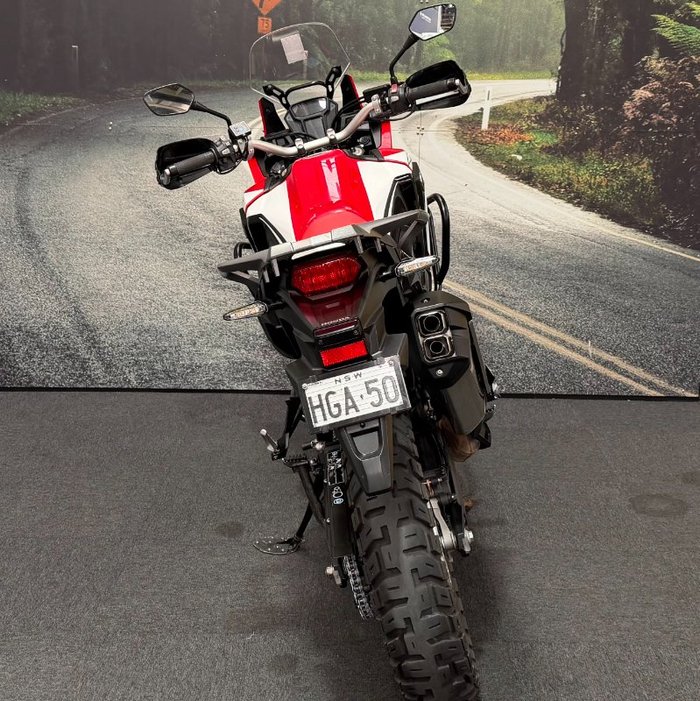 2016 Honda CRF1000L AFRICA TWIN RED/WHITE