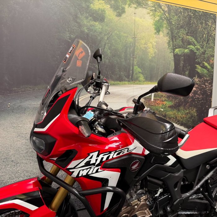 2016 Honda CRF1000L AFRICA TWIN RED/WHITE