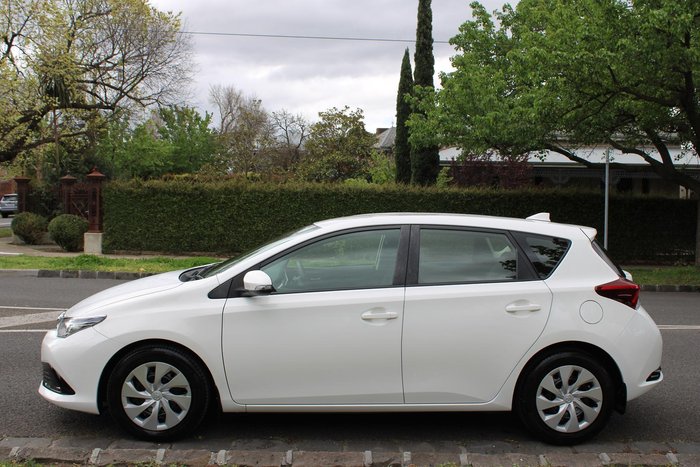 2018 Toyota Corolla Ascent ZRE182R Glacier White
