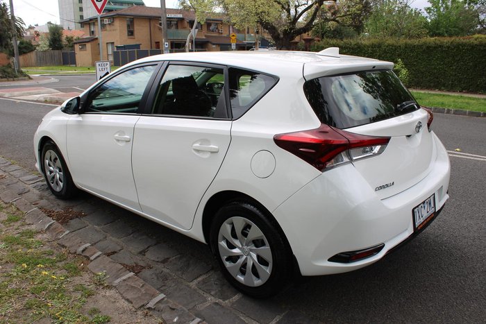 2018 Toyota Corolla Ascent ZRE182R Glacier White