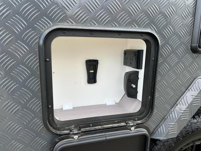 2023 Design RV Crx Semi Off Road Van 5-2, 20'6''