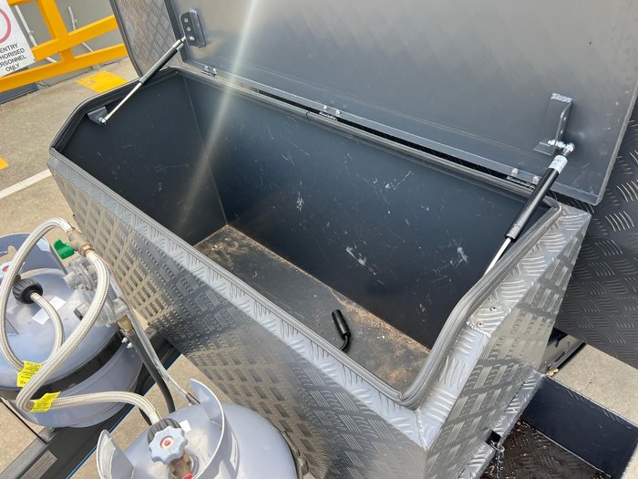 2023 Design RV Crx Semi Off Road Van 5-2, 20'6''