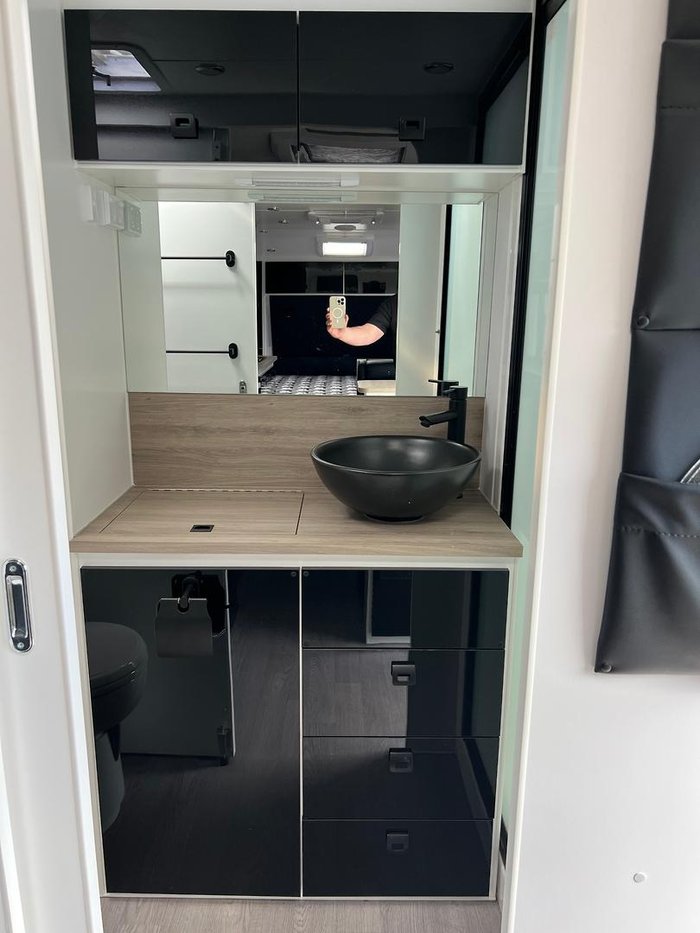 2023 Design RV Crx Semi Off Road Van 5-2, 20'6''