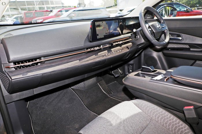 2025 Nissan Ariya Advance