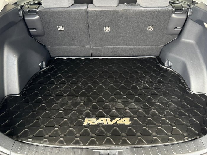 2023 Toyota RAV4 GXL