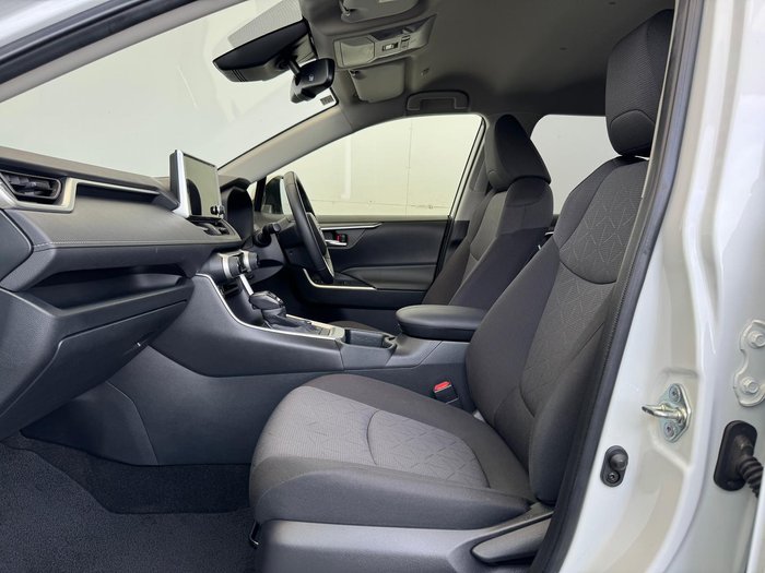 2023 Toyota RAV4 GXL