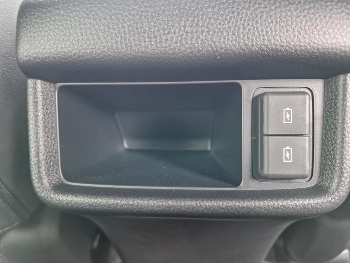 2025 Isuzu MU-X X-TERRAIN