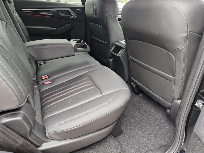 2025 Isuzu MU-X X-TERRAIN