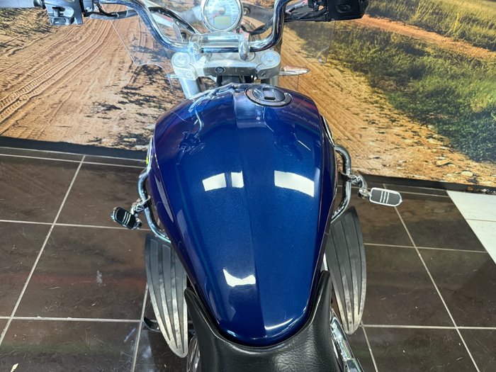 2011 VICTORY CROSS ROADS BLUE