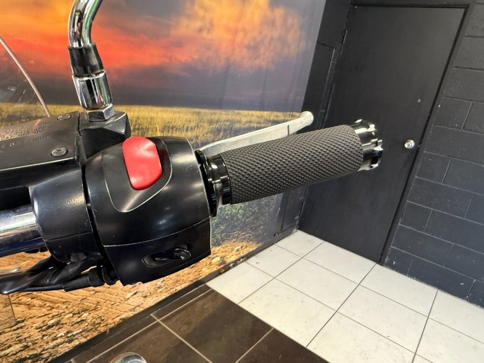 2011 VICTORY CROSS ROADS BLUE