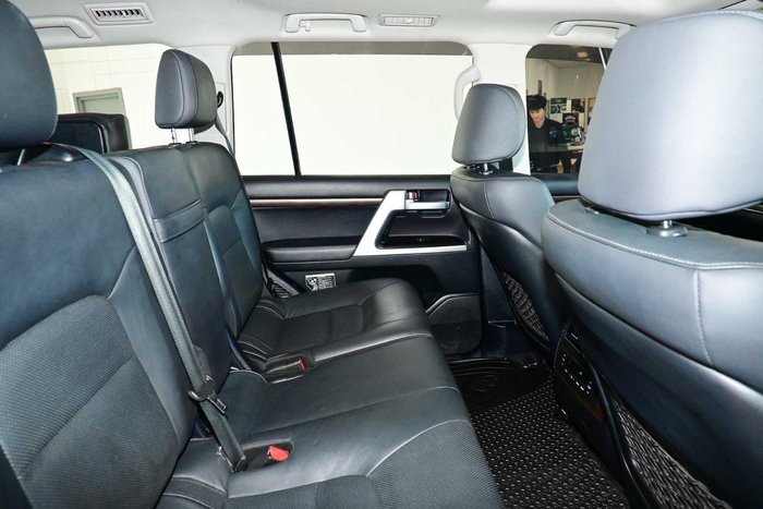 2021 Toyota Landcruiser VX
