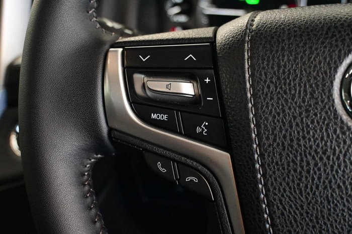 2021 Toyota Landcruiser VX