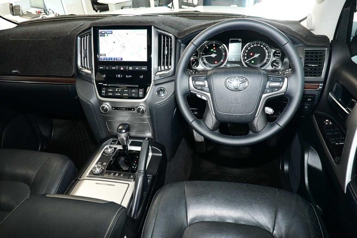 2021 Toyota Landcruiser VX