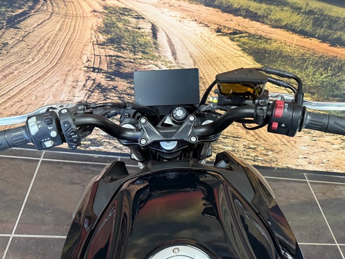 2022 CFMOTO 650NK ABS BLACK