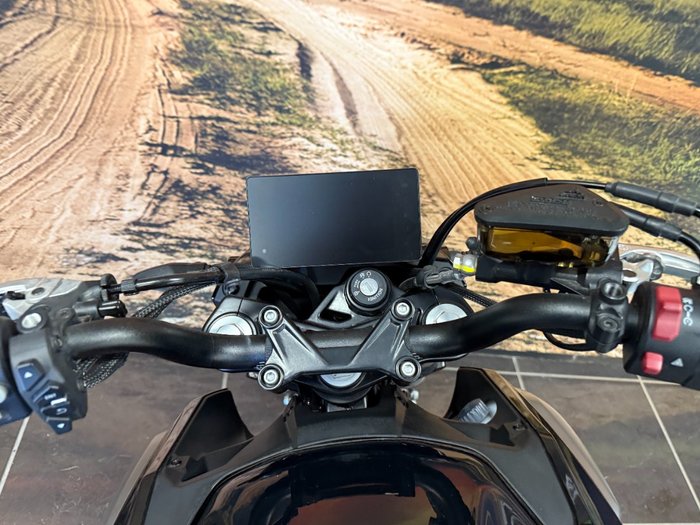 2022 CFMOTO 650NK ABS BLACK