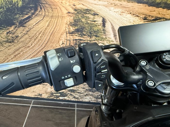 2022 CFMOTO 650NK ABS BLACK