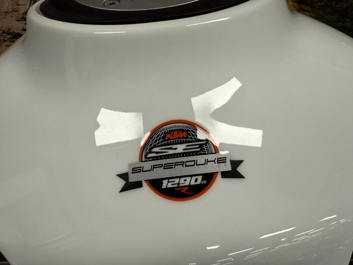 2016 Ktm 1290 SUPER DUKE R SILVER