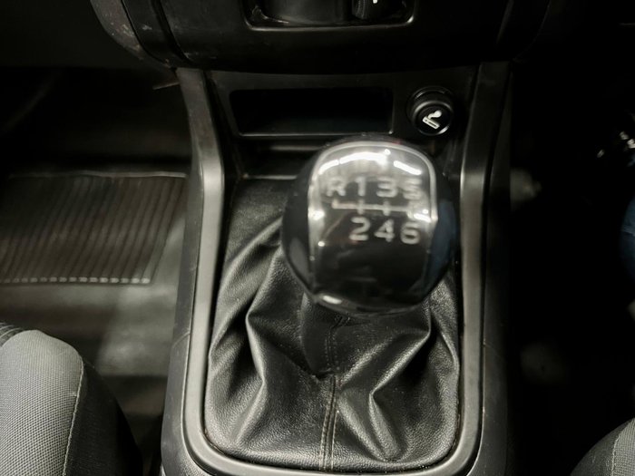 2017 Isuzu D-MAX SX MY17 4X4 Dual Range Splash White