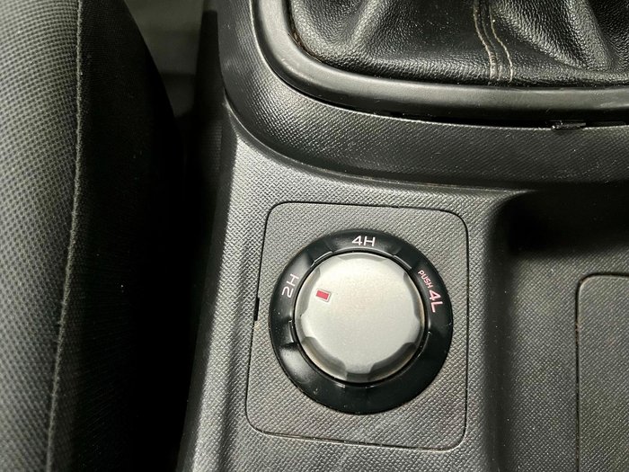 2017 Isuzu D-MAX SX MY17 4X4 Dual Range Splash White