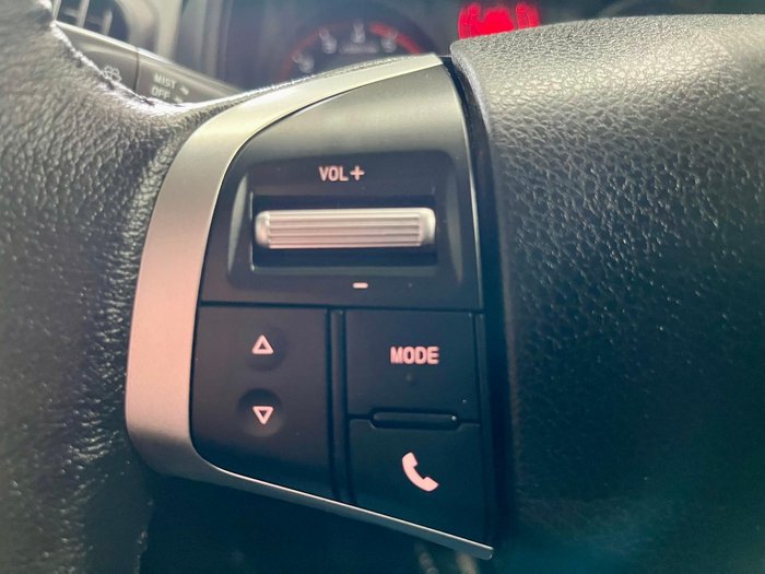 2017 Isuzu D-MAX SX MY17 4X4 Dual Range Splash White