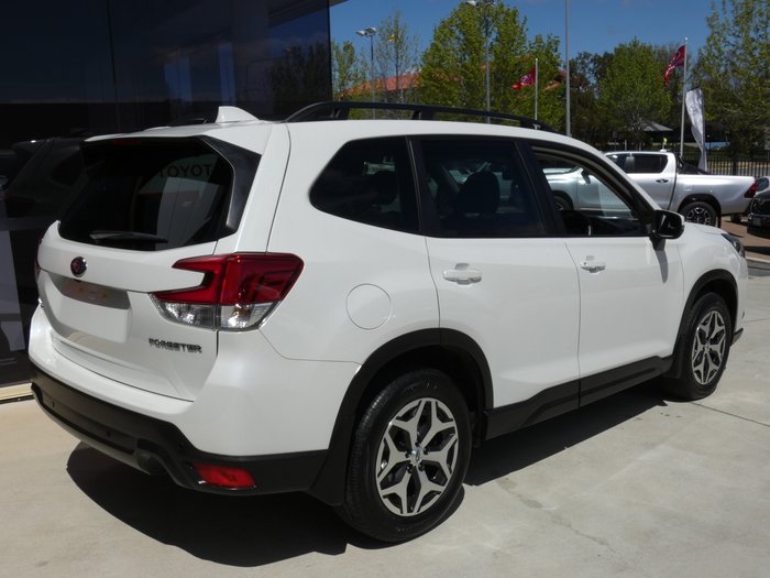 2022 Subaru Forester 2.5i