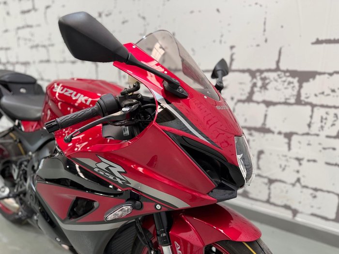 2025 Suzuki GSX-R1000 ABS GSX-R Red