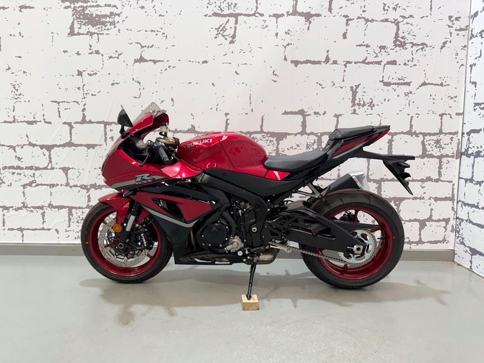 2025 Suzuki GSX-R1000 ABS GSX-R Red