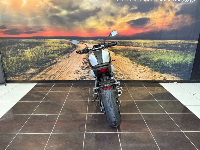 2025 Yamaha 2025 Yamaha 690CC MT-07 HOA (ABS) Road Grey